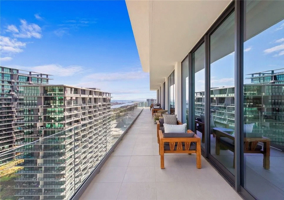 Ultimate Living 3 Bedrooms Ultimate Condo